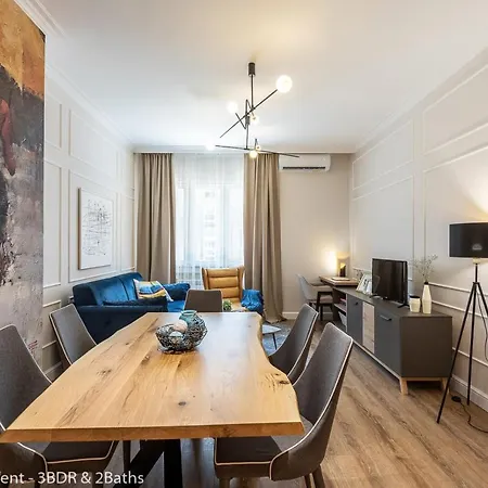 דירה Luxury & Unique - Center Apt. - 3bdr & 2 Baths סופיה